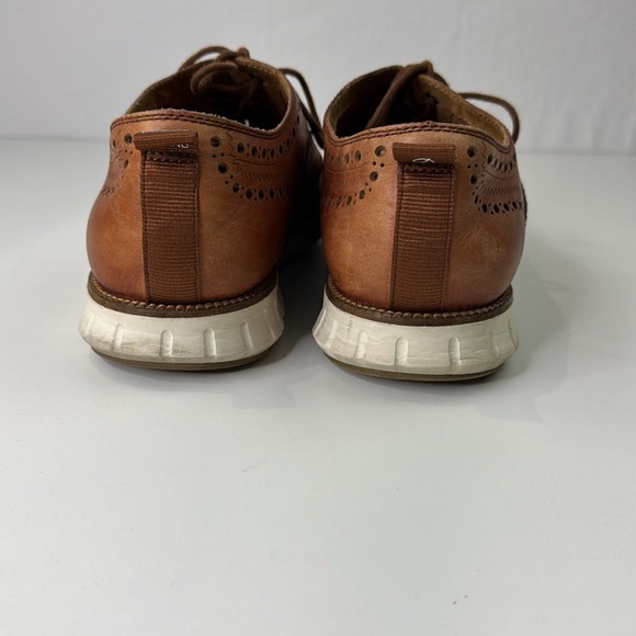 Cole Haan Men's Classic Brown Leather Men's Brogues - Picture 6 of 11